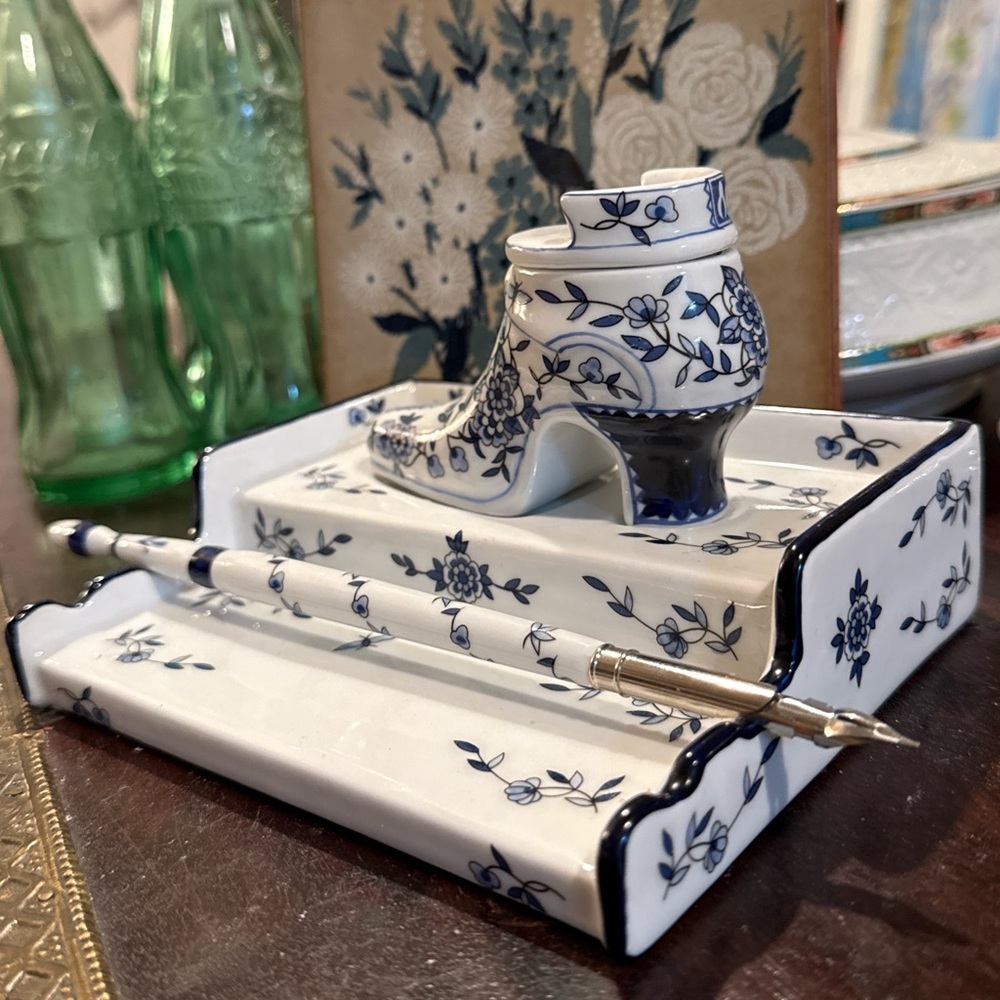 ***SOLD*** Reproduction Charles II Delft inkwell set by Authentic Models